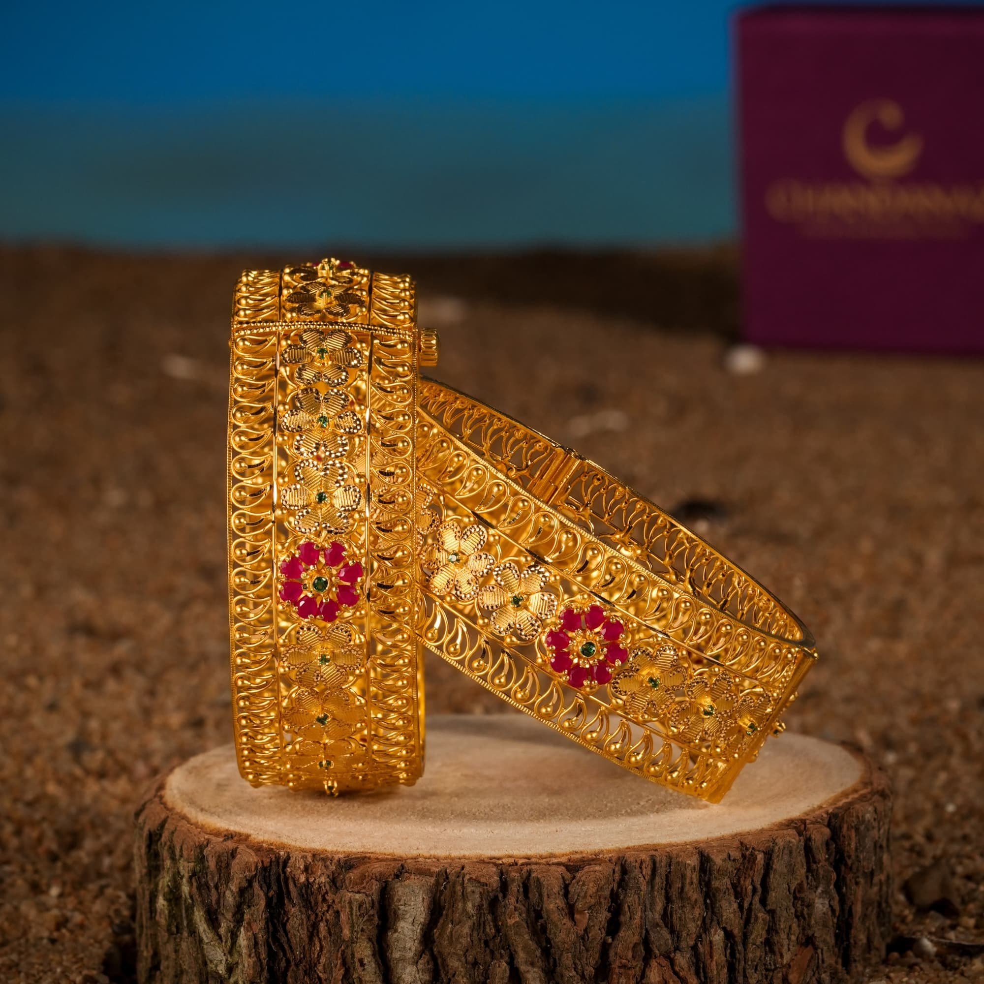 Functional Openable Bangles - Gold