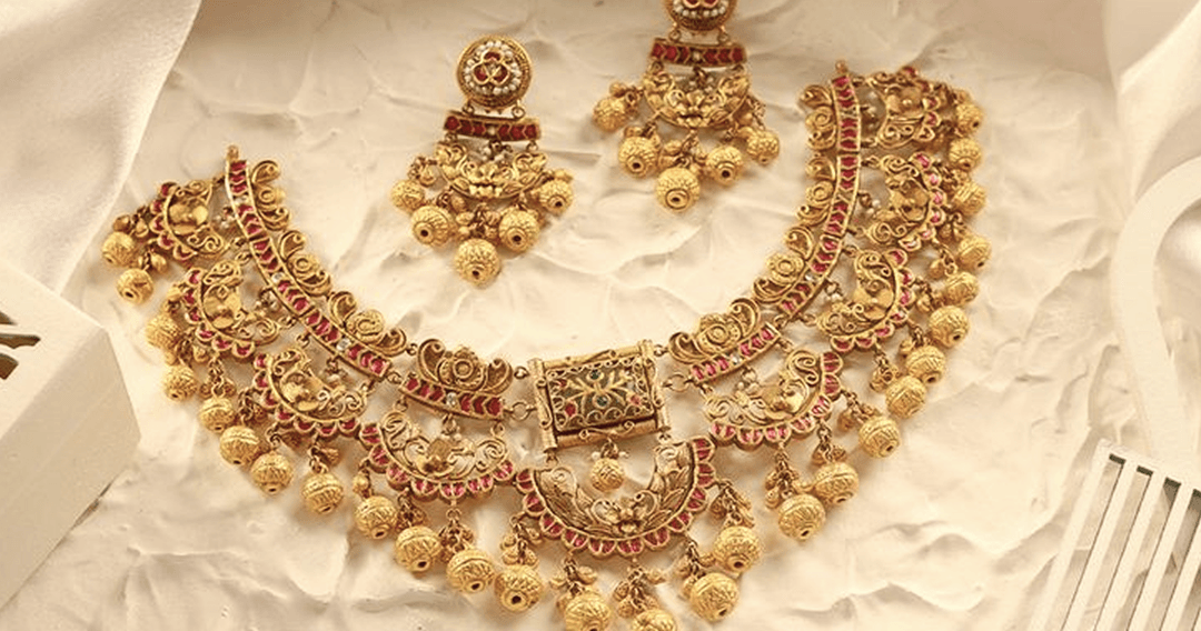 necklaces_gold_home_banner