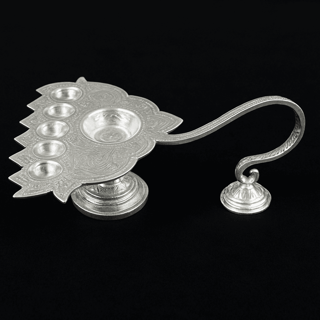 Harati Stand Ritual Support - Silver